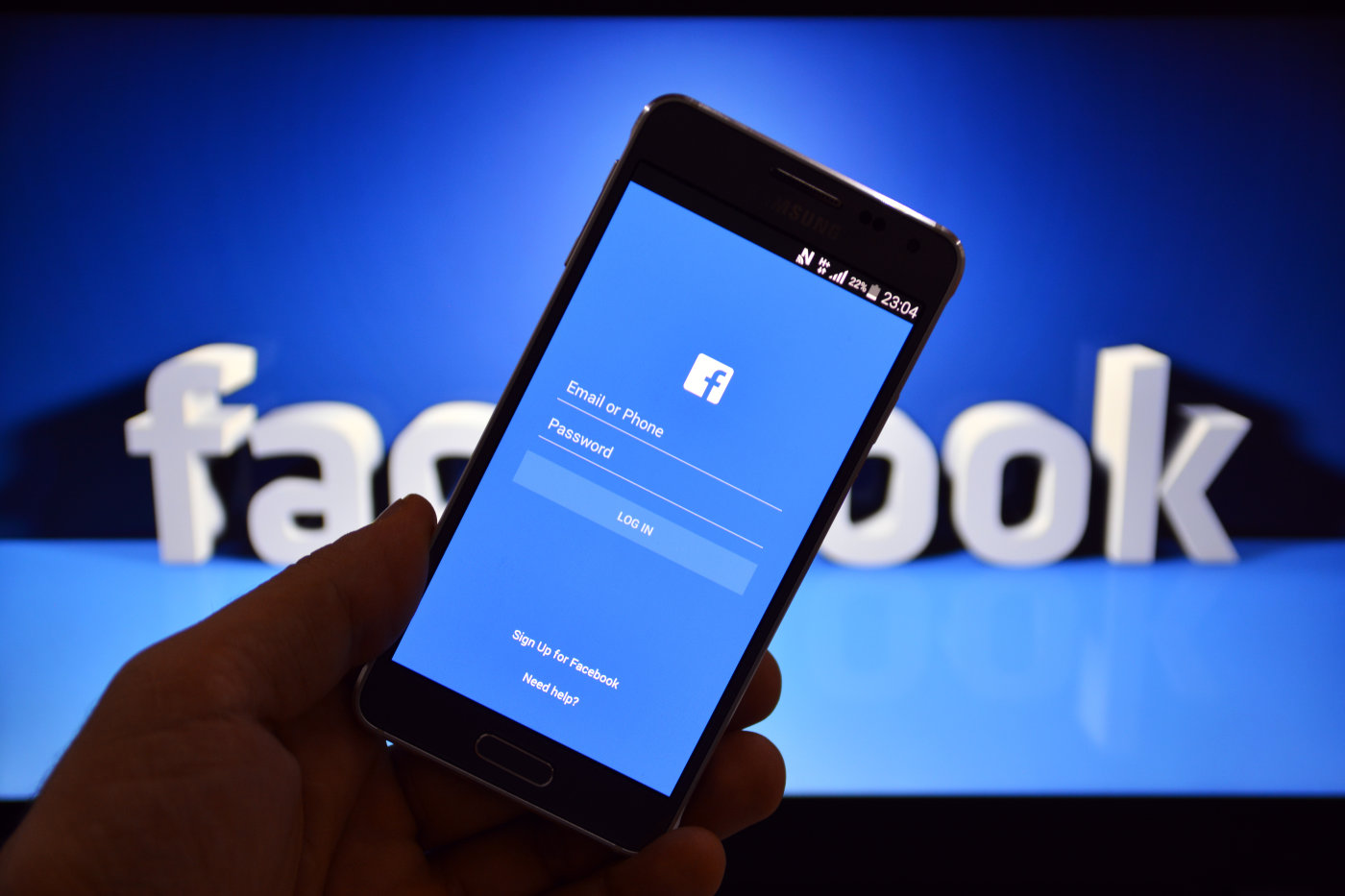 VIA Facebook là gì? Phân biệt Clone Facebook và VIA Facebook? - Ý Tưởng Kinh Doanh | Kiến Thức Kiếm Tiền Online